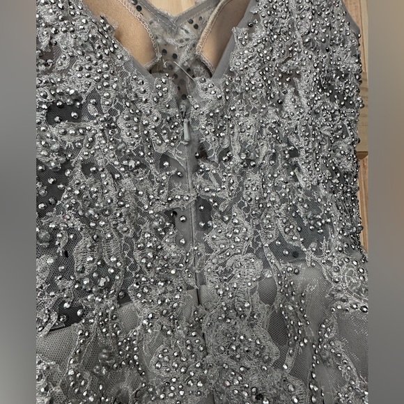 BRAND NEW- CatWalk Couture Gown (Lebanese designer) - Picture 7 of 7